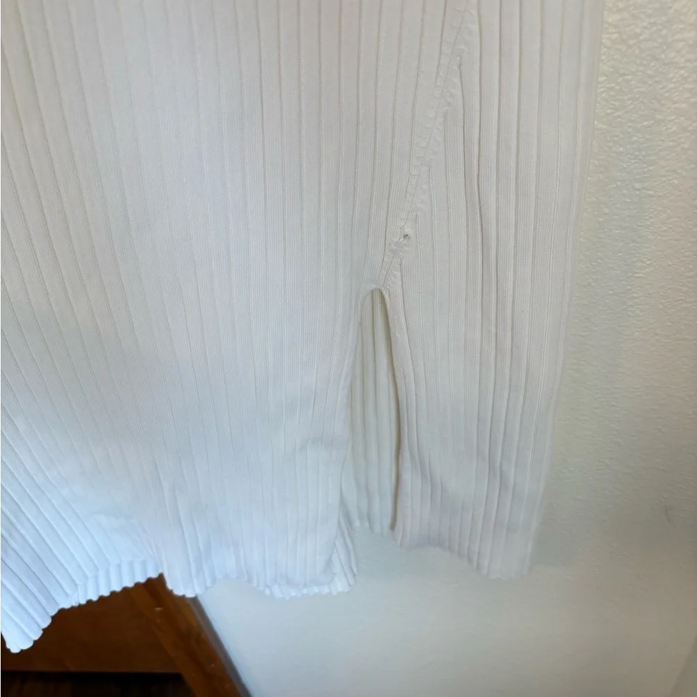 BCBGMaxAzria White Ribbed Bodycon Dress - Picture 6 of 7